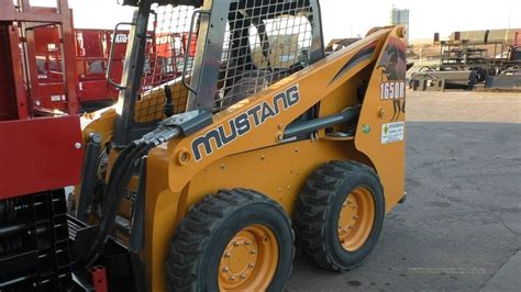 mustang skid steer aux hydraulic connection|mustang 1650r auxiliary hydraulic system.